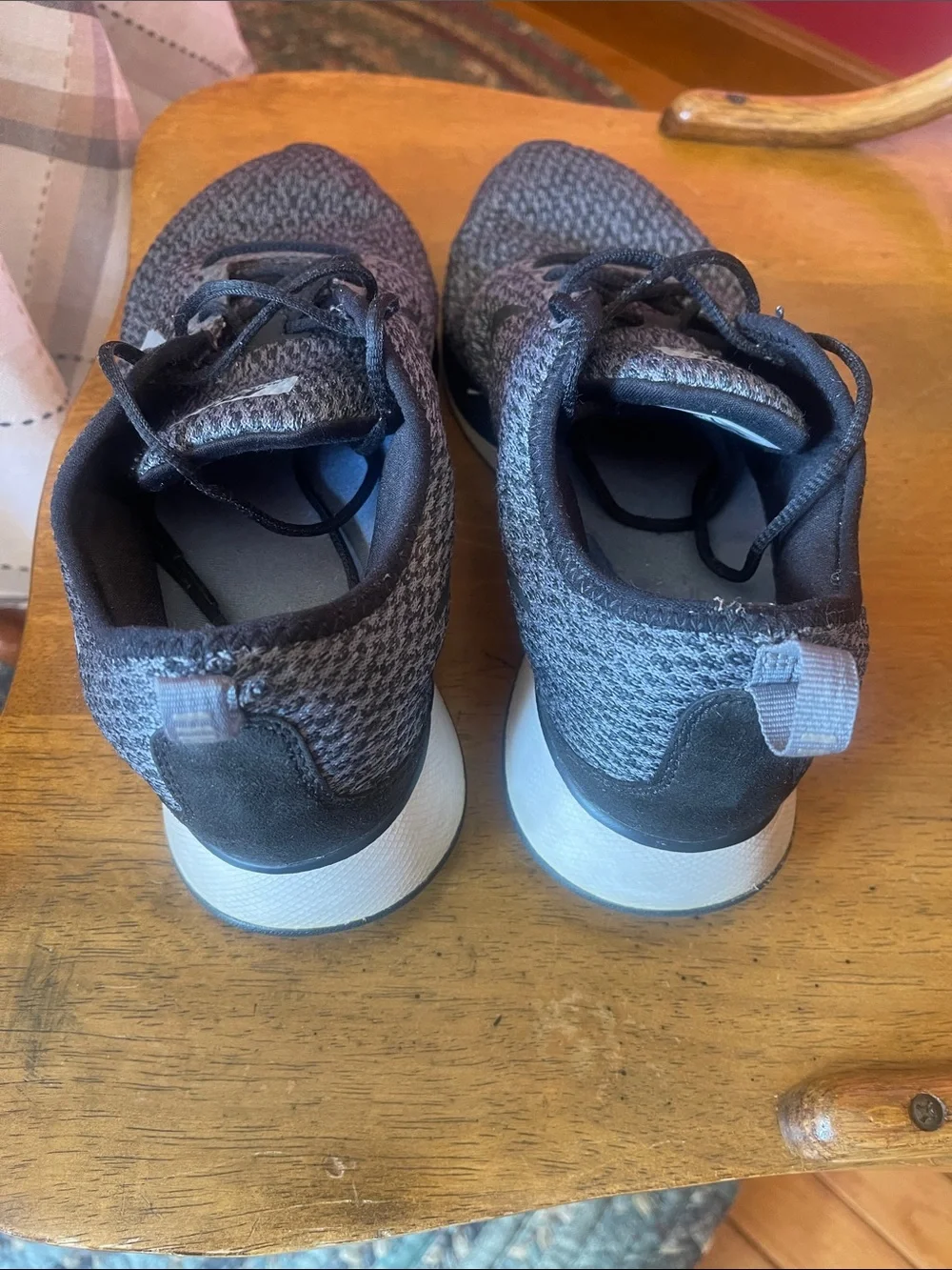 Nike Gray Knit Running Shoes